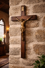 ANTIKES BLACK FOREST CROSS